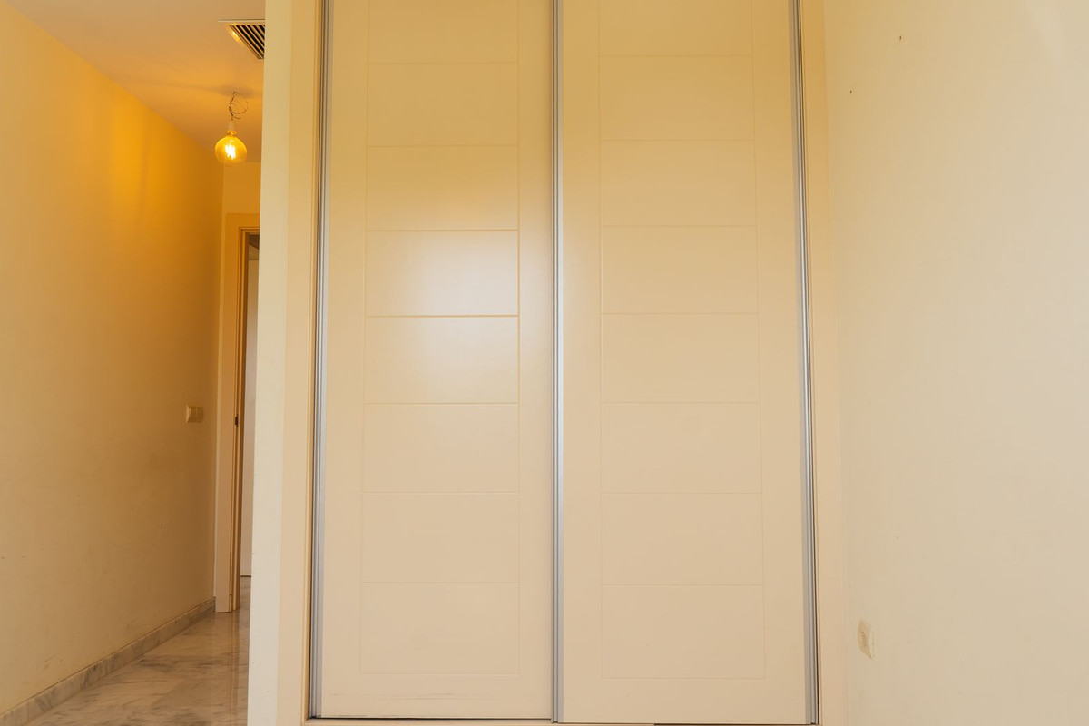 2 Bed Apartment for sale in Estepona Costa Del Sol, Málaga, Spain