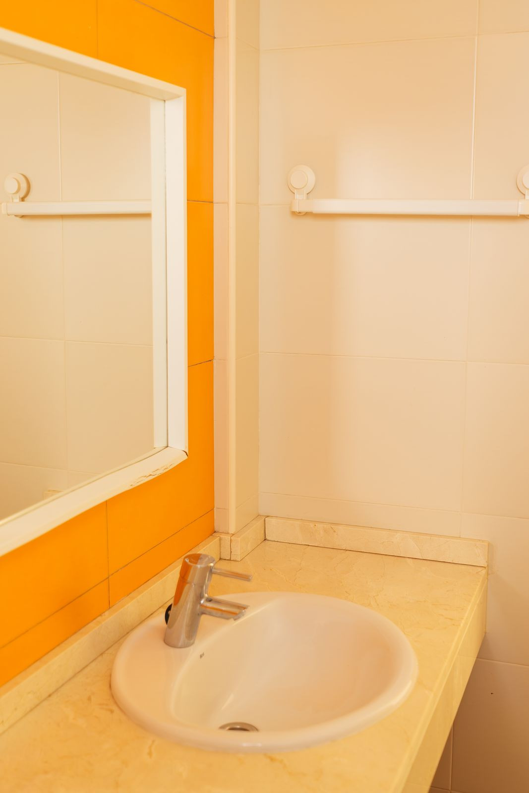 2 Bed Apartment for sale in Estepona Costa Del Sol, Málaga, Spain