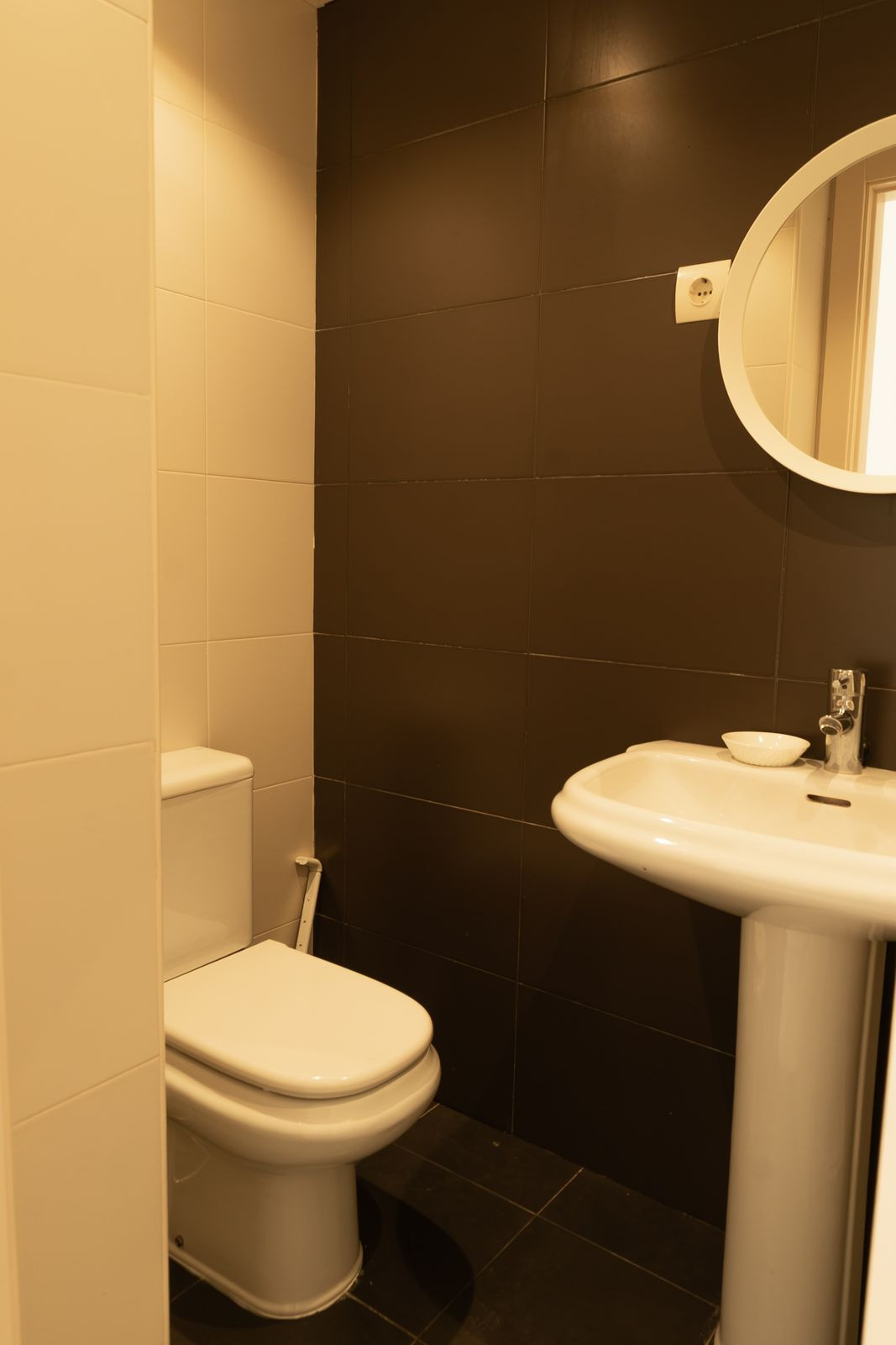 2 Bed Apartment for sale in Estepona Costa Del Sol, Málaga, Spain