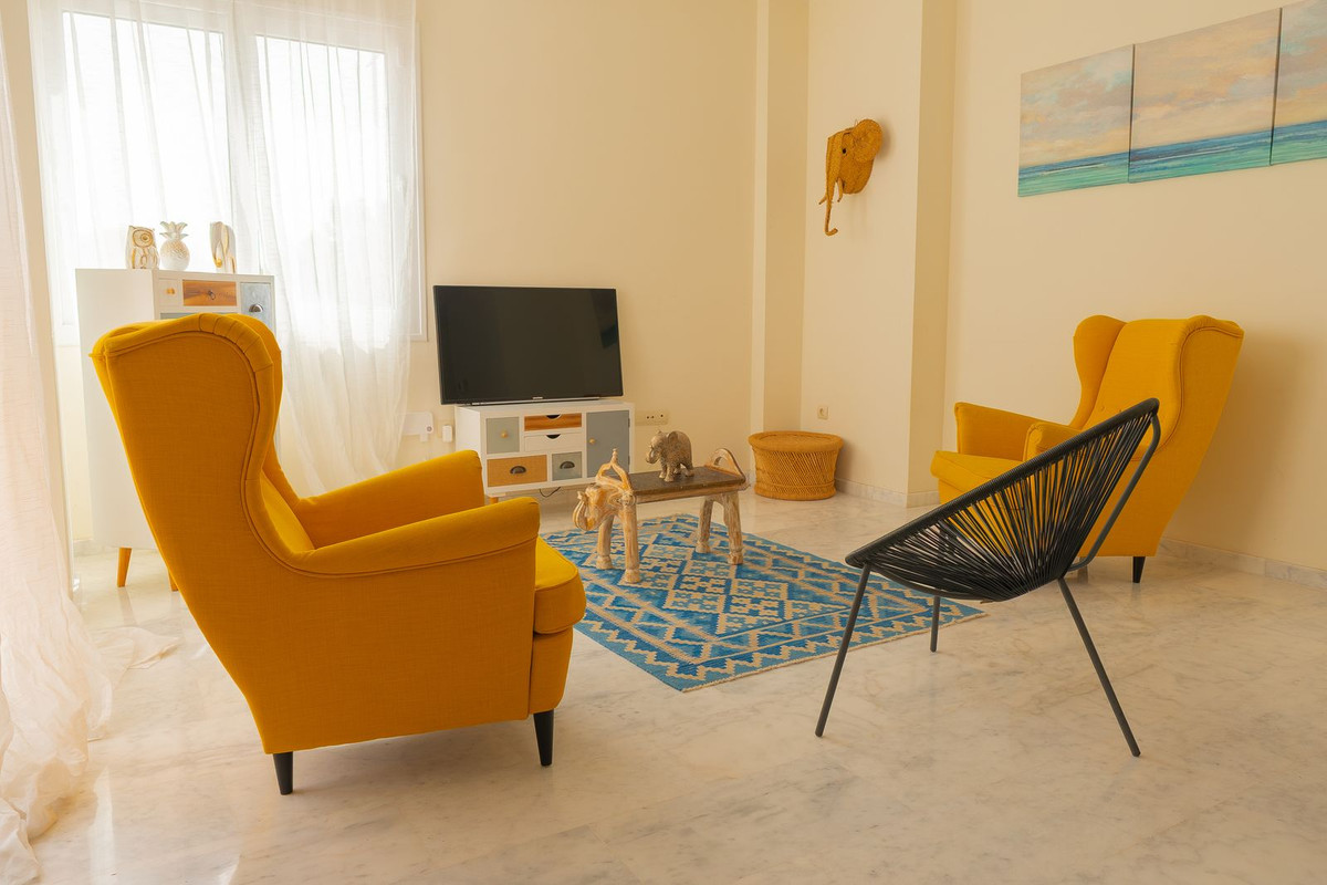 2 Bed Apartment for sale in Estepona Costa Del Sol, Málaga, Spain