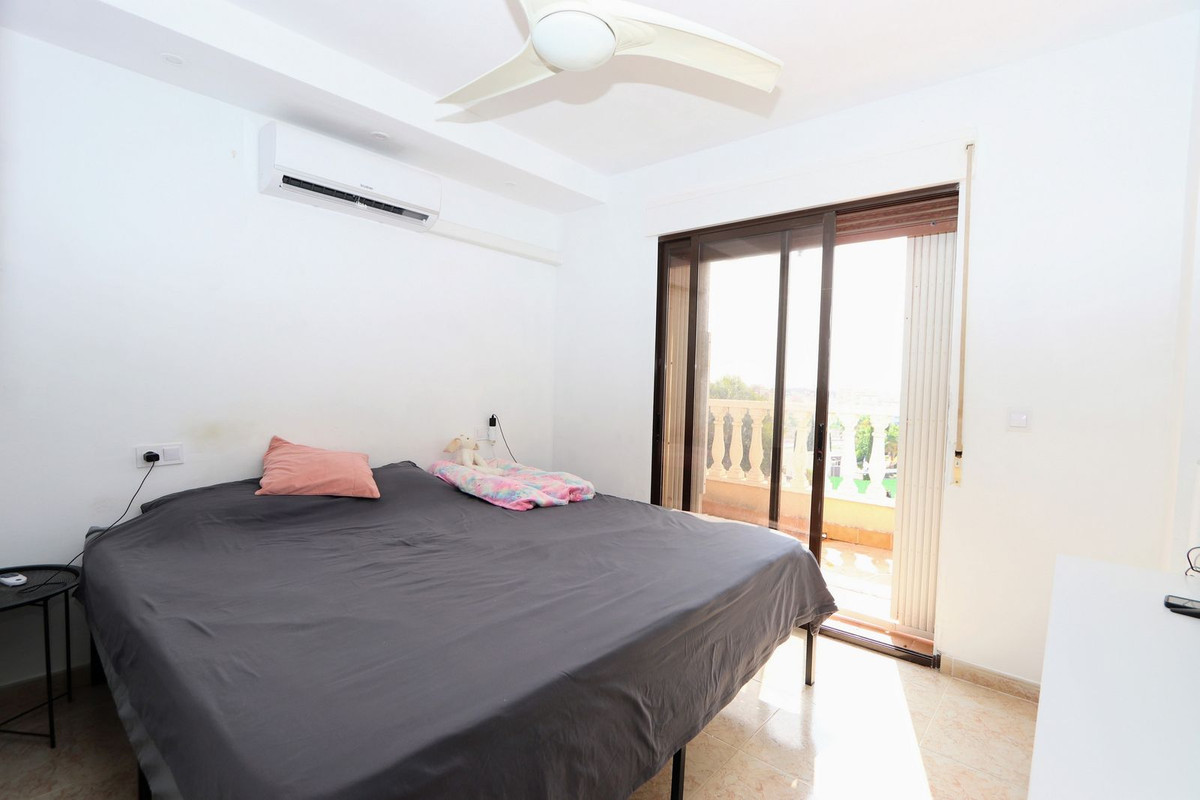 2 Bed Townhouse for sale in Villamartin Costa Blanca, Alicante, Spain