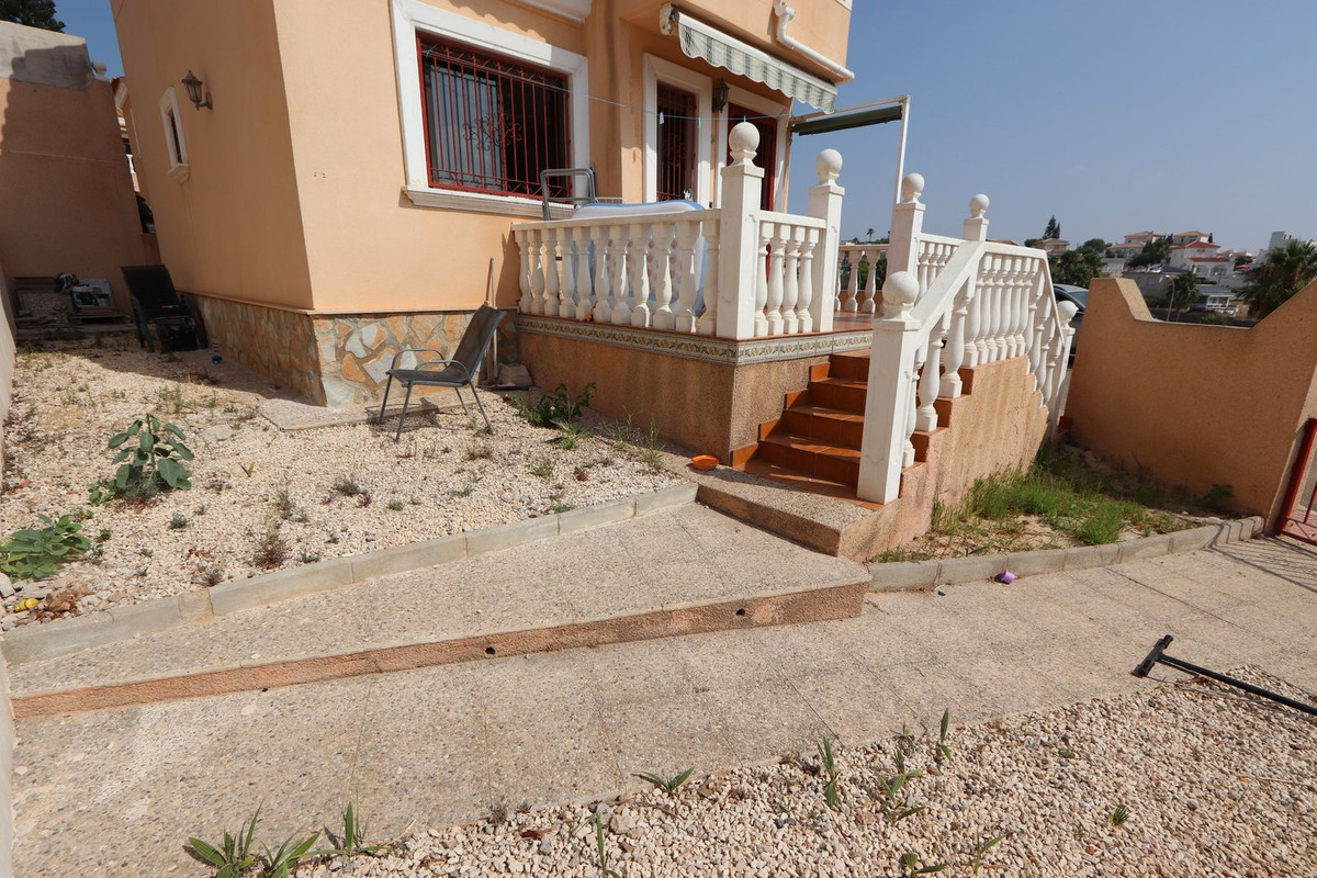 2 Bed Townhouse for sale in Villamartin Costa Blanca, Alicante, Spain