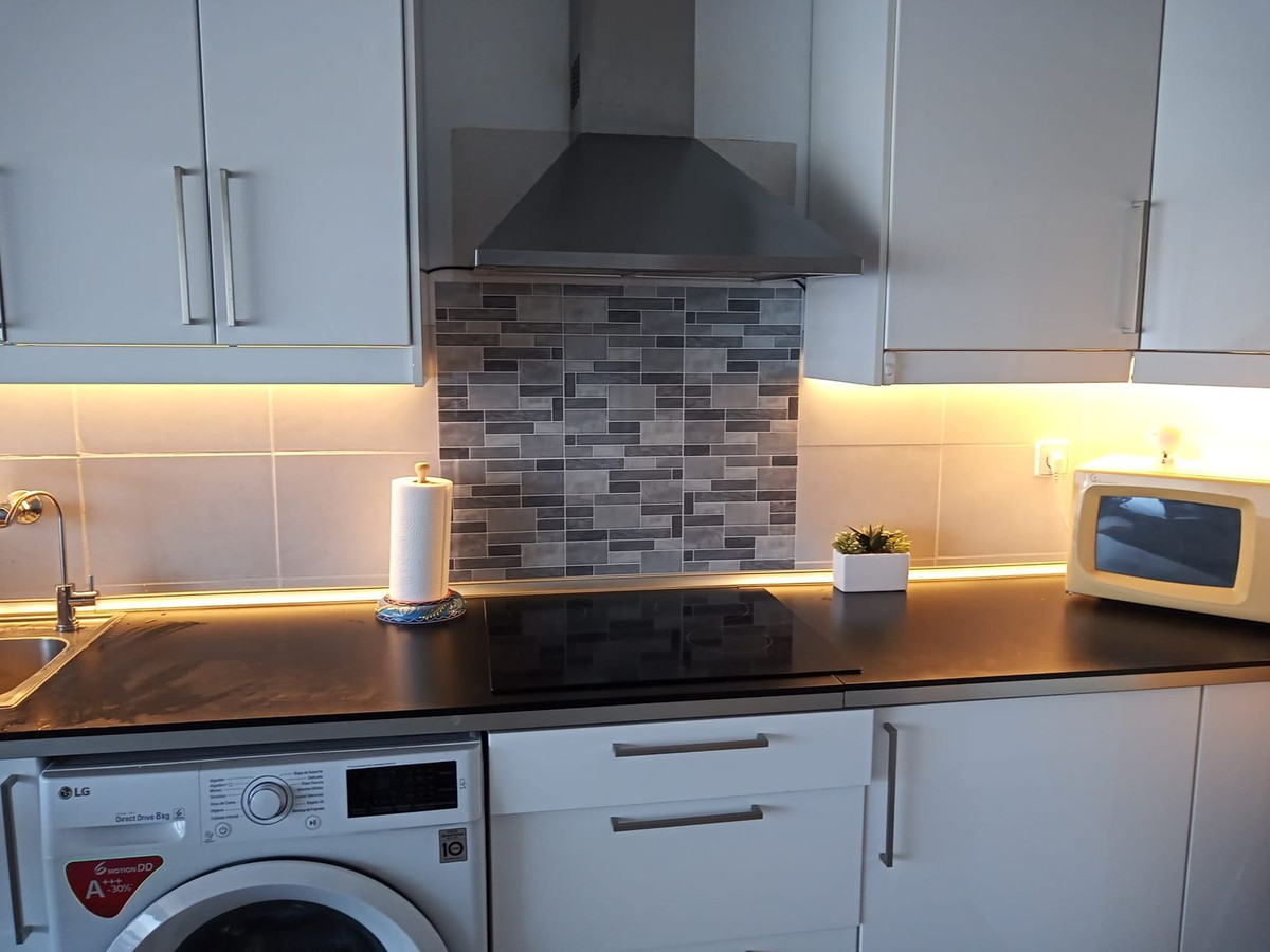 1 Bed Apartment for sale in San Pedro De Alcántara Costa Del Sol, Málaga, Spain