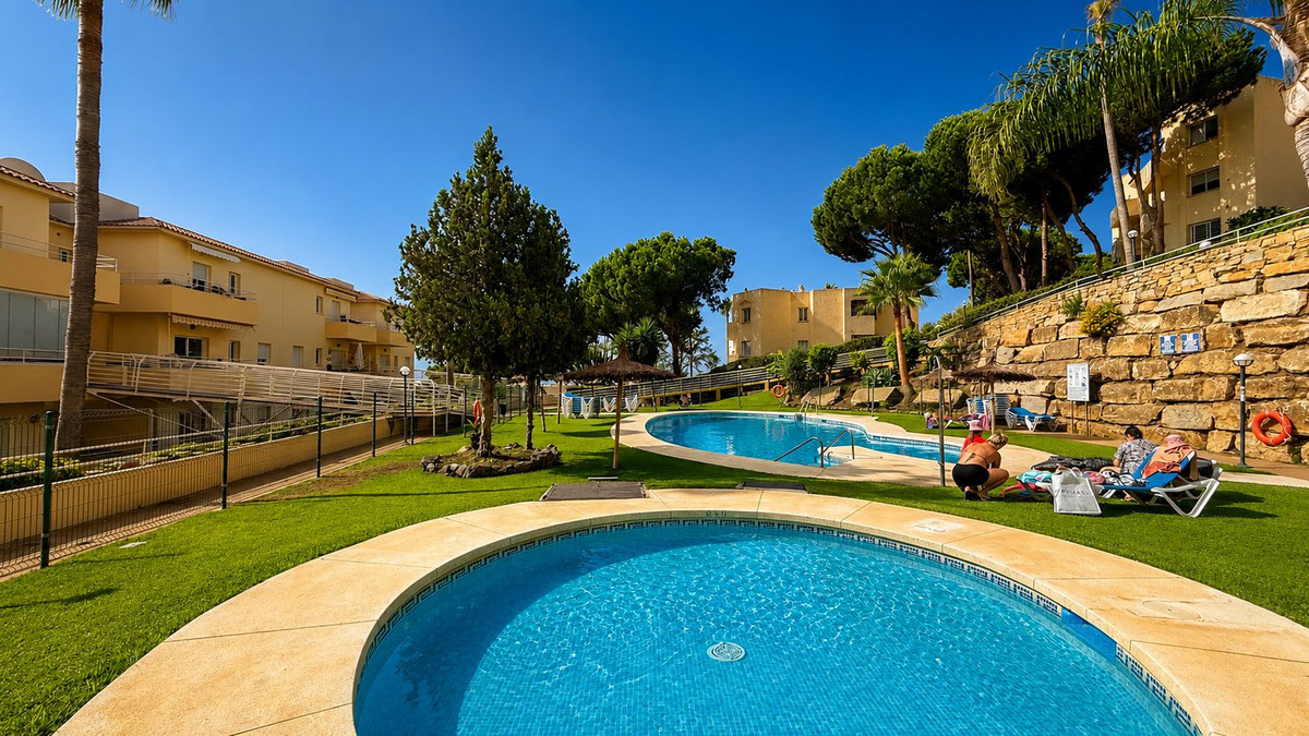 2 Bed Apartment for sale in Riviera Del Sol Costa Del Sol, Málaga, Spain