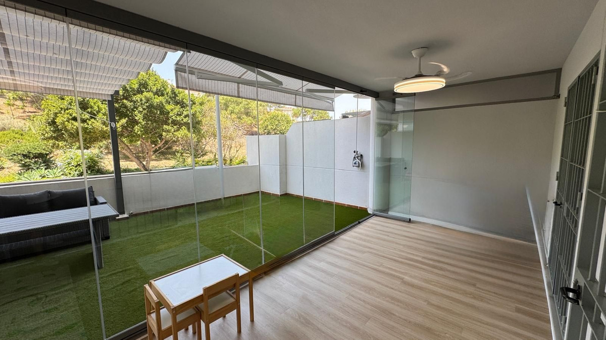Se vende Apartamento Planta Baja de 2 dormitorios en Costa Del Sol, Málaga, España