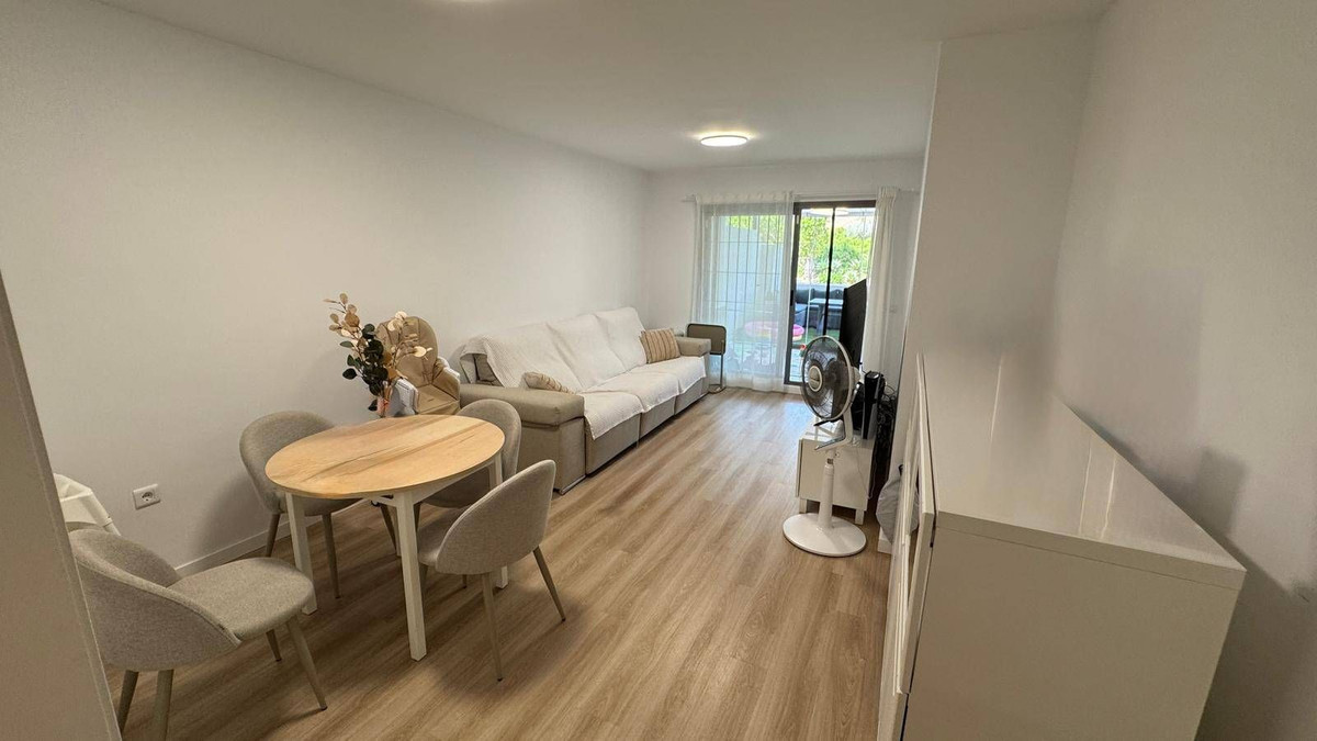 Se vende Apartamento Planta Baja de 2 dormitorios en Costa Del Sol, Málaga, España