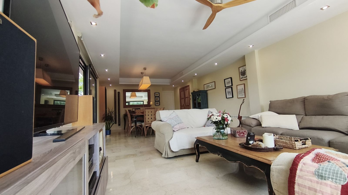 4 Bed Townhouse for sale in Alhaurín De La Torre Costa Del Sol, Málaga, Spain
