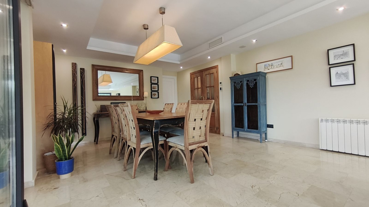 4 Bed Townhouse for sale in Alhaurín De La Torre Costa Del Sol, Málaga, Spain
