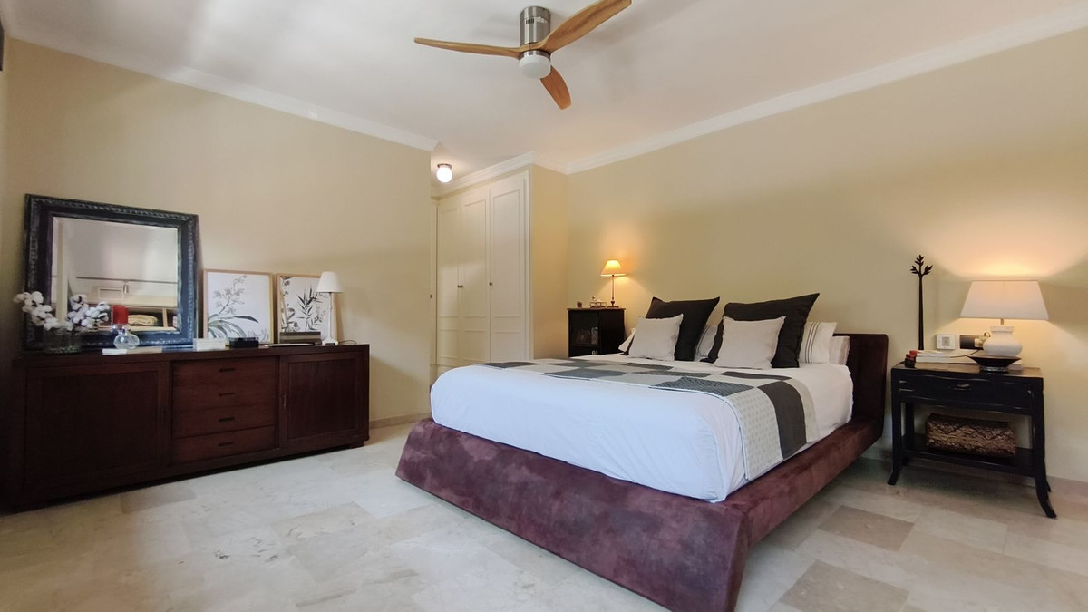 4 Bed Townhouse for sale in Alhaurín De La Torre Costa Del Sol, Málaga, Spain