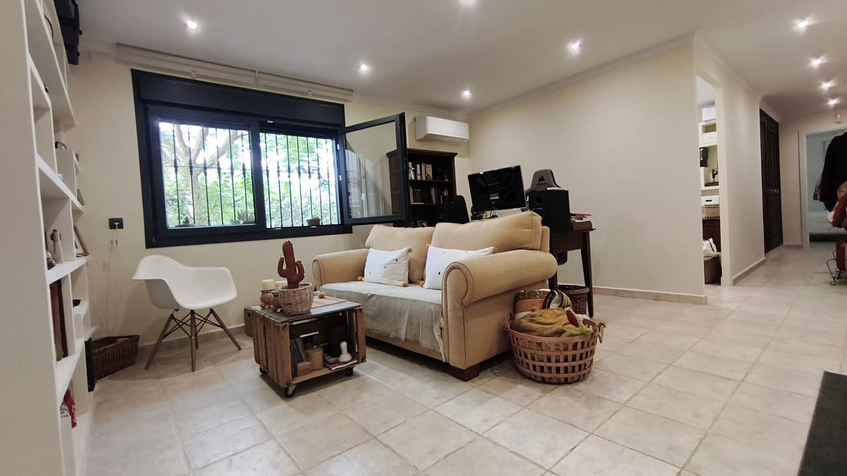4 Bed Townhouse for sale in Alhaurín De La Torre Costa Del Sol, Málaga, Spain