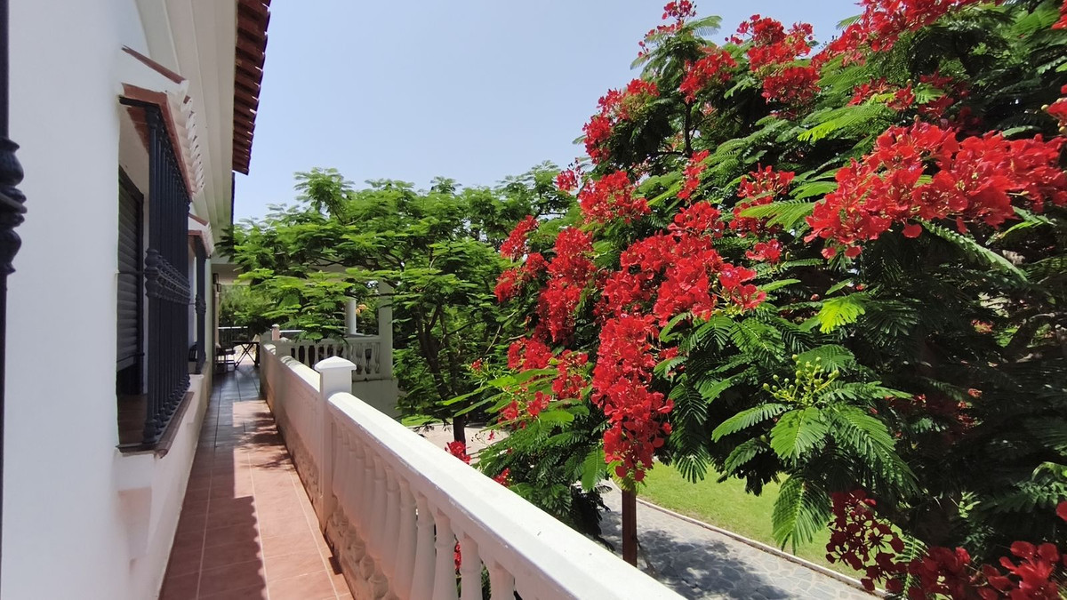 4 Bed Townhouse for sale in Alhaurín De La Torre Costa Del Sol, Málaga, Spain