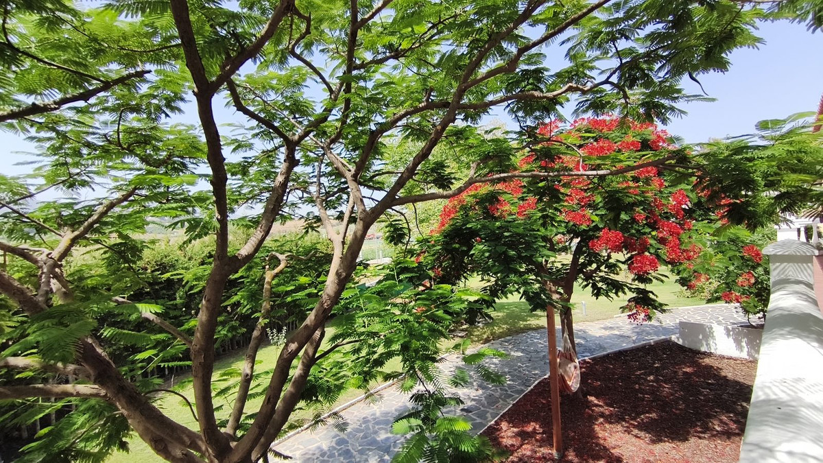 4 Bed Townhouse for sale in Alhaurín De La Torre Costa Del Sol, Málaga, Spain