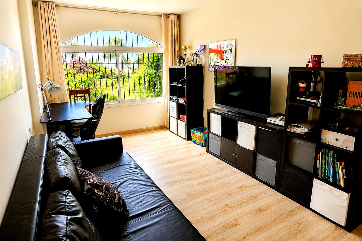 5 Bed Townhouse for sale in Marbella Costa Del Sol, Málaga, Spain