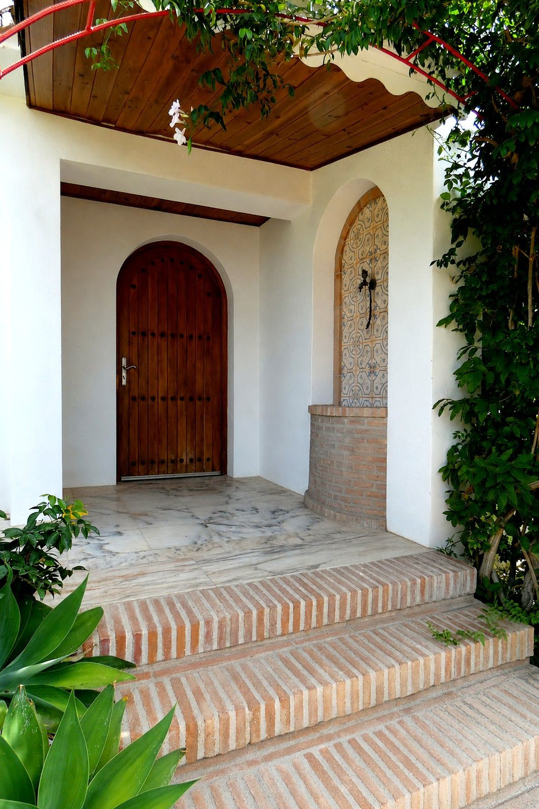 5 Bed Townhouse for sale in Marbella Costa Del Sol, Málaga, Spain