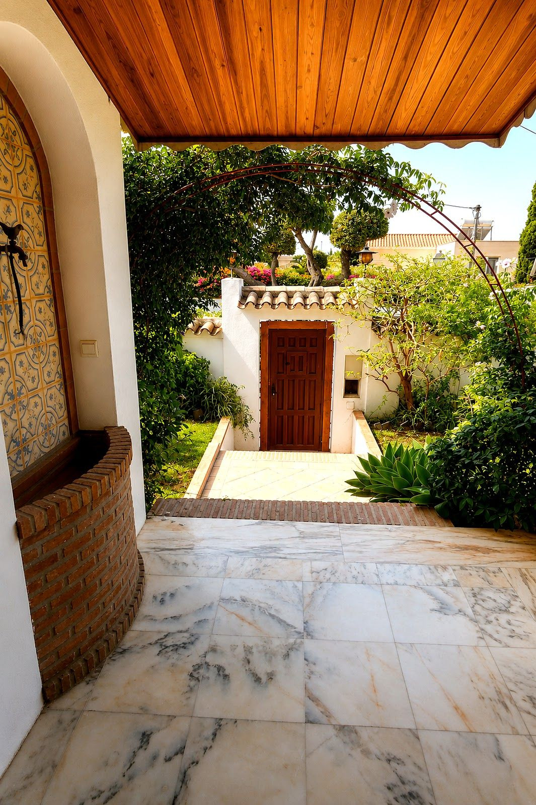 5 Bed Townhouse for sale in Marbella Costa Del Sol, Málaga, Spain