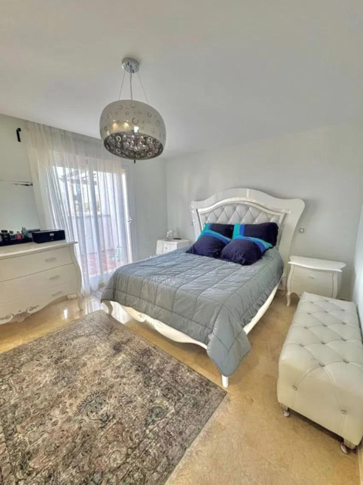 3 Bed Apartment for sale in Nueva Andalucía Costa Del Sol, Málaga, Spain