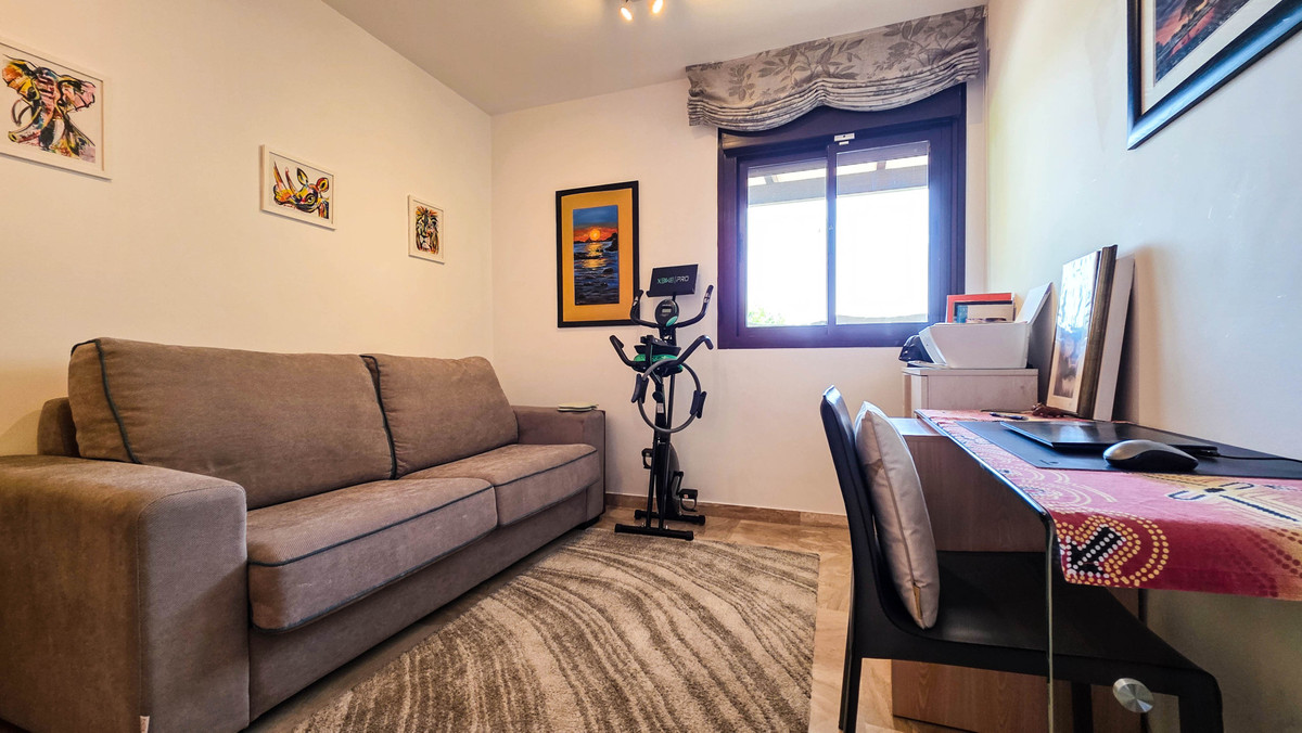 3 Bed Apartment for sale in Doña Julia Costa Del Sol, Málaga, Spain