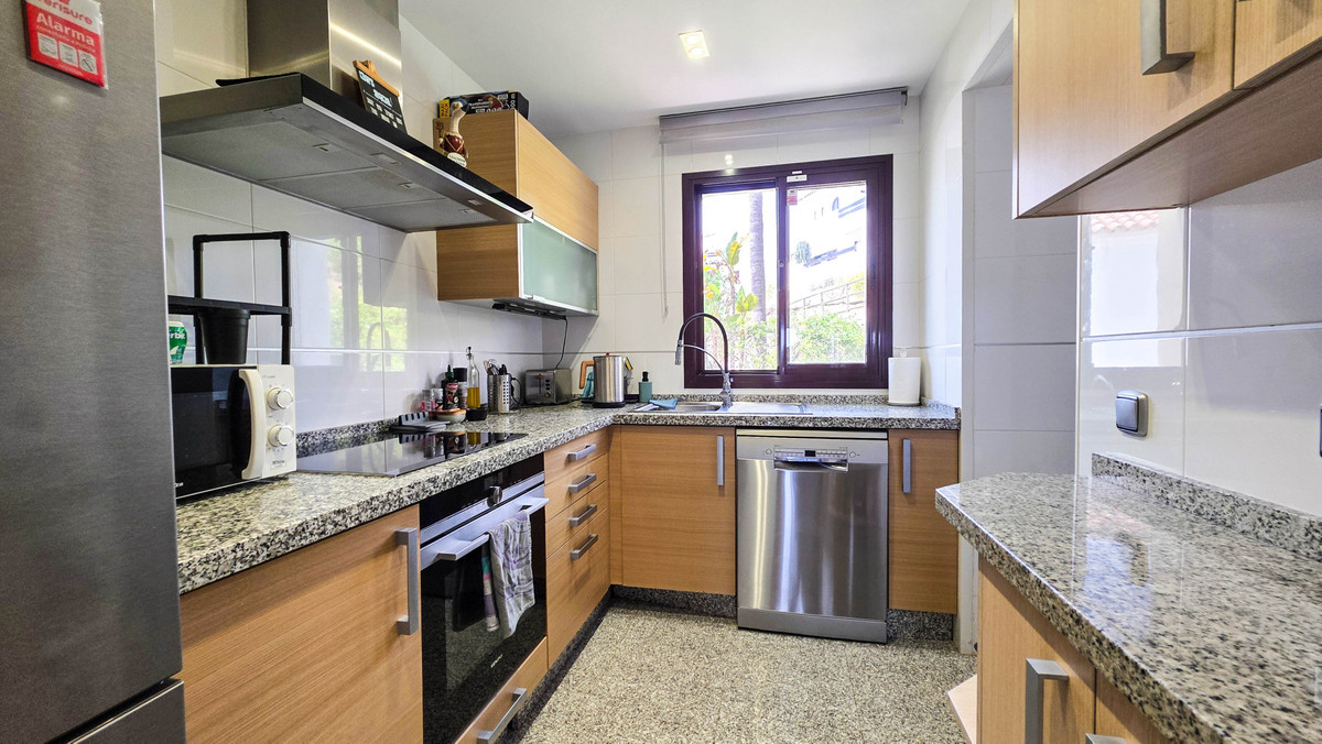 3 Bed Apartment for sale in Doña Julia Costa Del Sol, Málaga, Spain