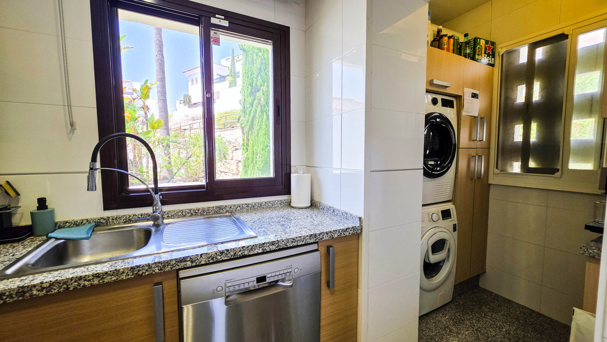 3 Bed Apartment for sale in Doña Julia Costa Del Sol, Málaga, Spain