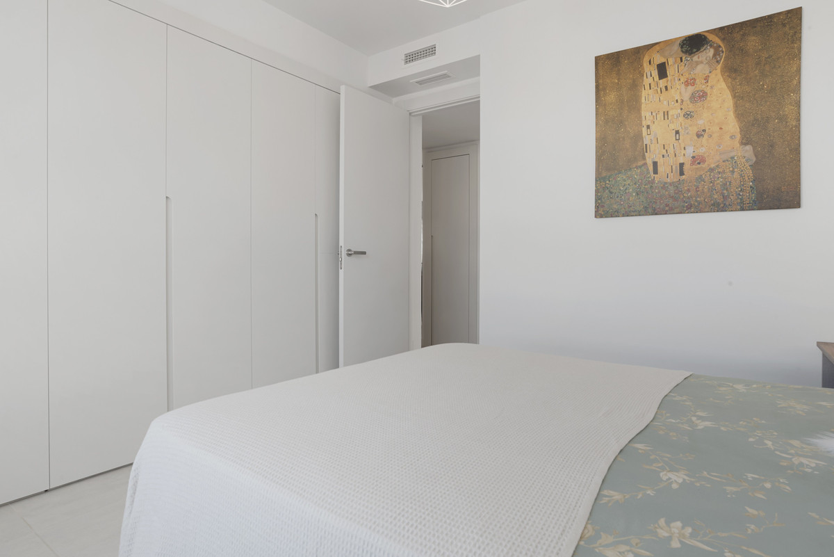 2 Bed Apartment for sale in Selwo Costa Del Sol, Málaga, Spain