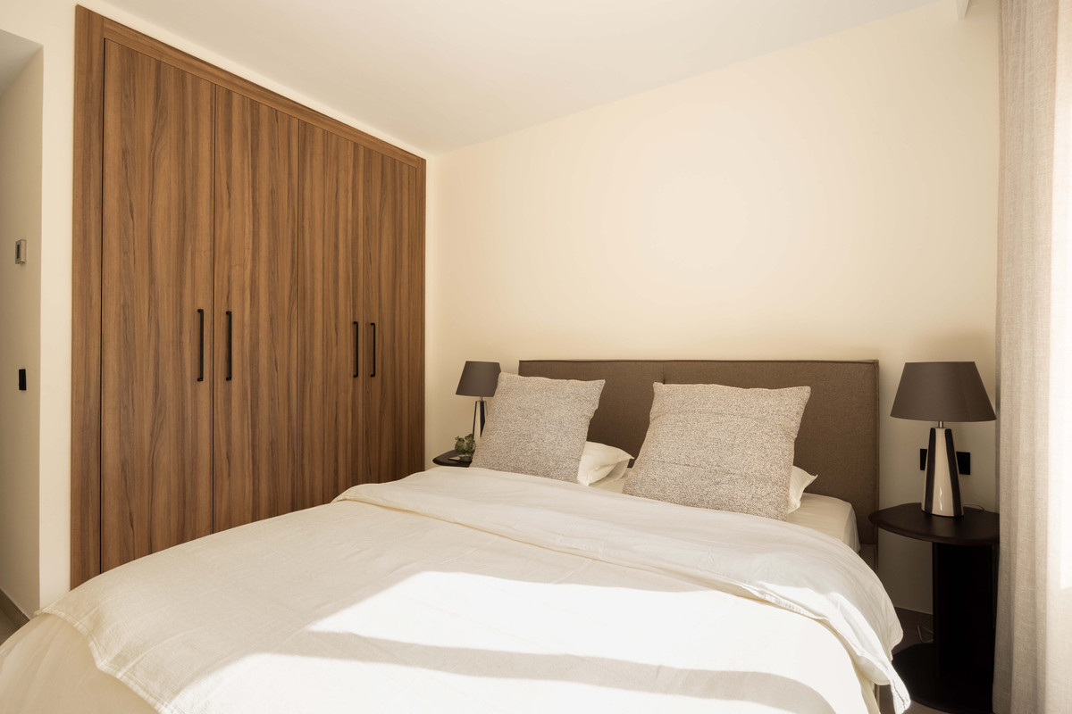 Se vende Apartamento Planta Media de 3 dormitorios en Costa Del Sol, Málaga, España