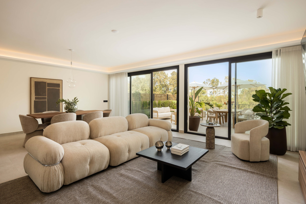 Se vende Apartamento Planta Media de 3 dormitorios en Costa Del Sol, Málaga, España