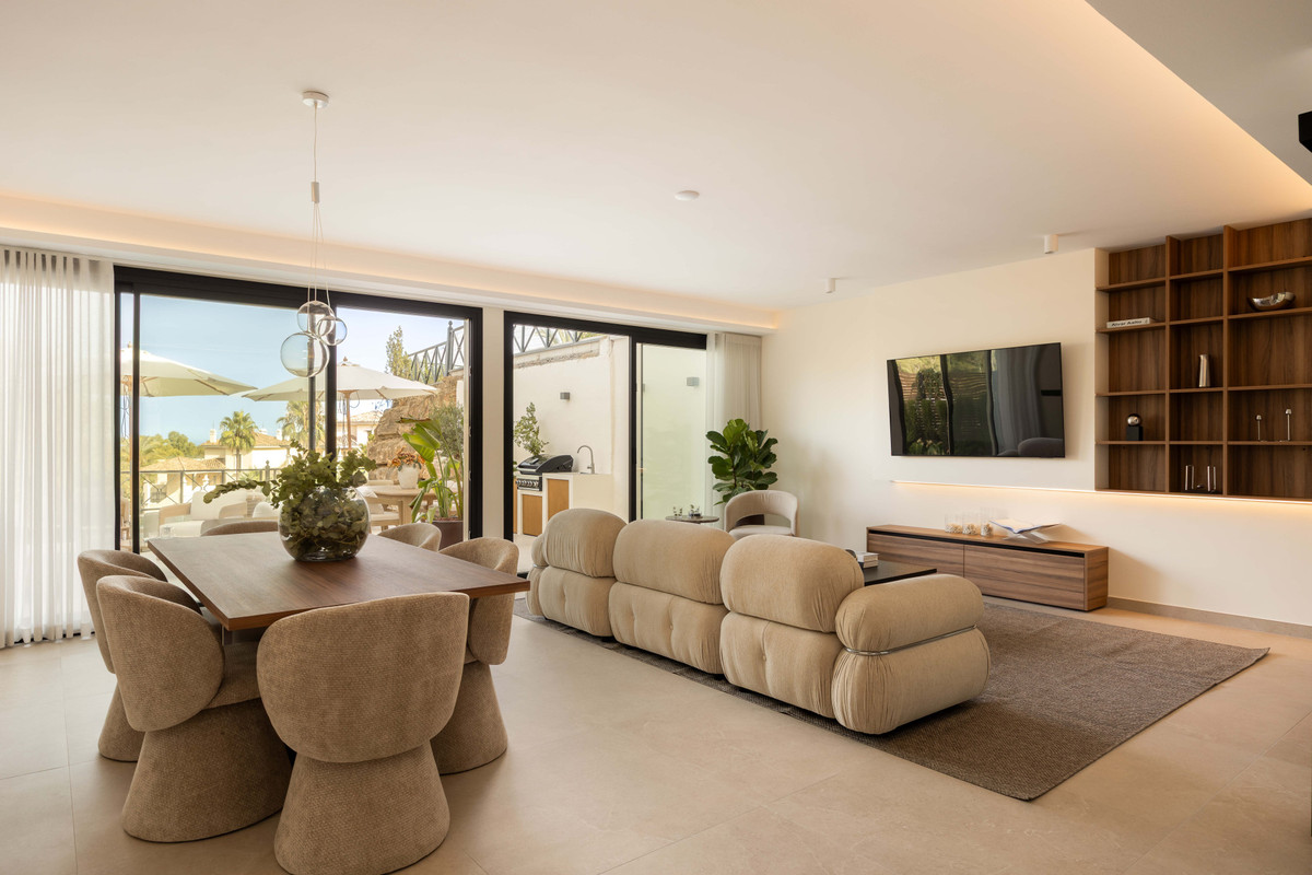 Se vende Apartamento Planta Media de 3 dormitorios en Costa Del Sol, Málaga, España