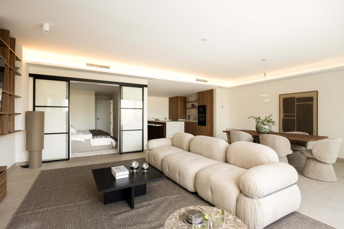 Se vende Apartamento Planta Media de 3 dormitorios en Costa Del Sol, Málaga, España