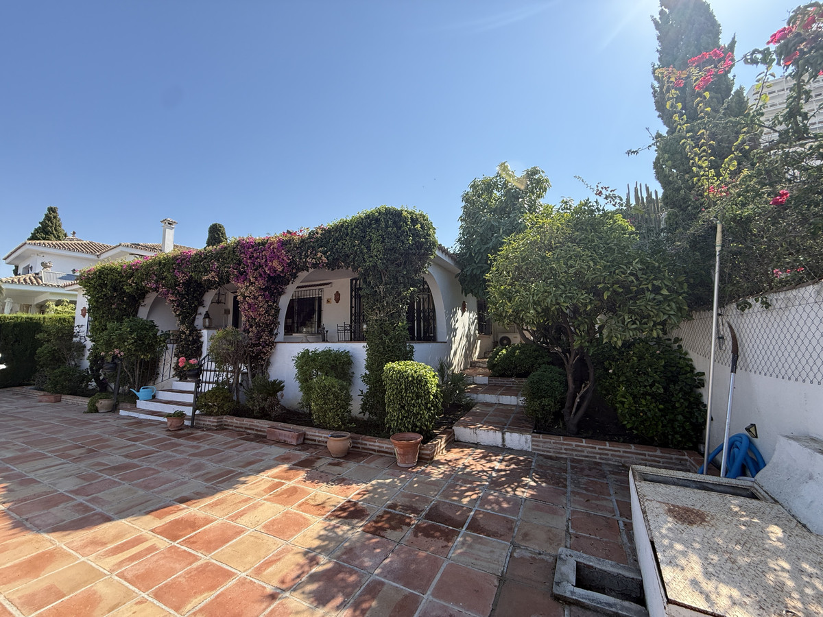 3 Bed Townhouse for sale in La Campana Costa Del Sol, Málaga, Spain