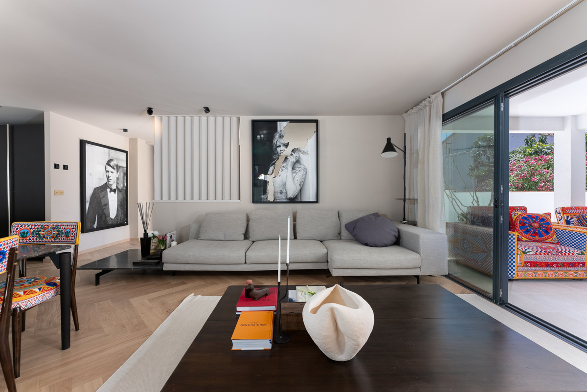 4 Bed Townhouse for sale in Calahonda Costa Del Sol, Málaga, Spain
