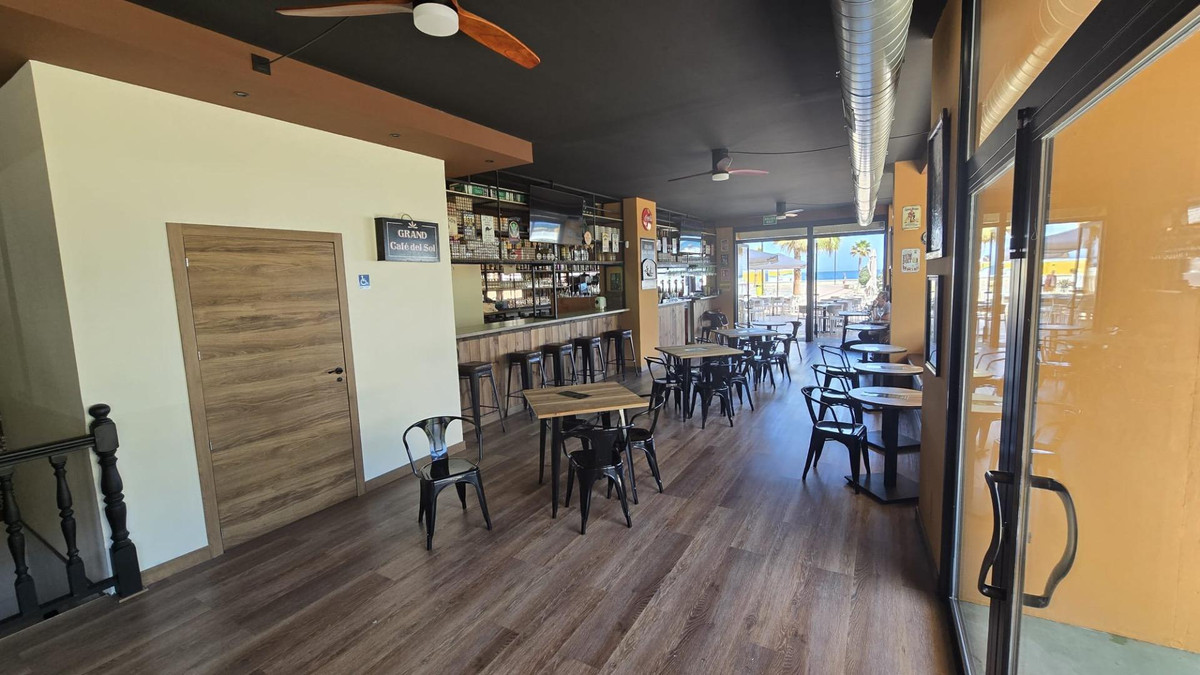 Commercial unit for sale in Los Boliches Costa Del Sol, Málaga, Spain