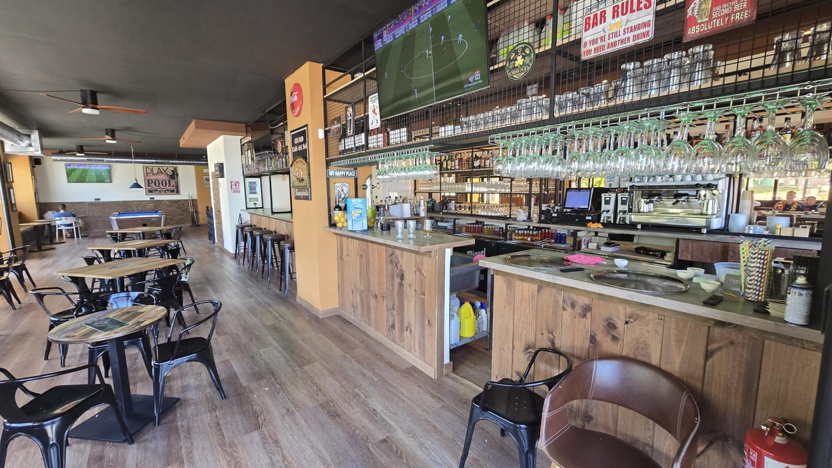 Commercial unit for sale in Los Boliches Costa Del Sol, Málaga, Spain