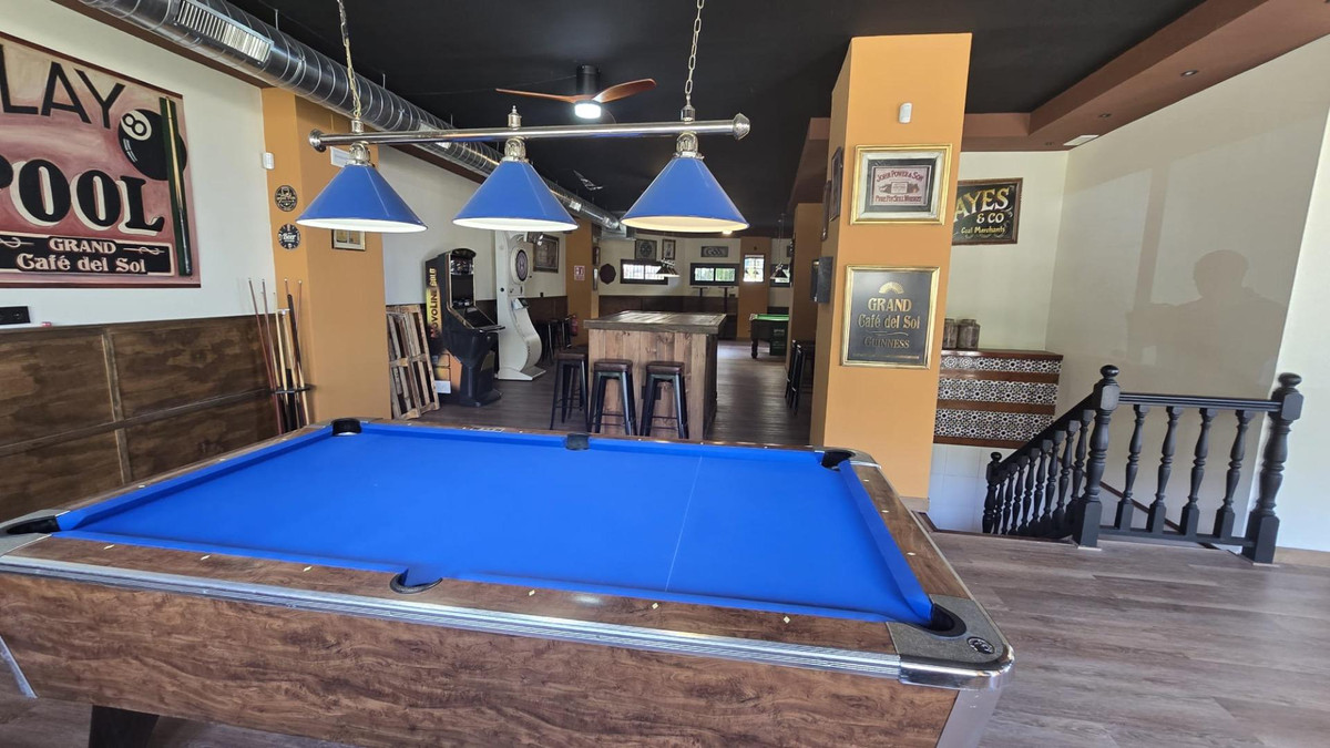 Commercial unit for sale in Los Boliches Costa Del Sol, Málaga, Spain
