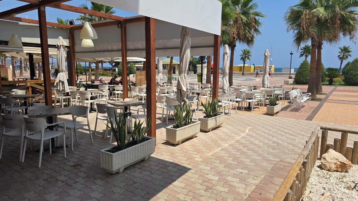 Commercial unit for sale in Los Boliches Costa Del Sol, Málaga, Spain