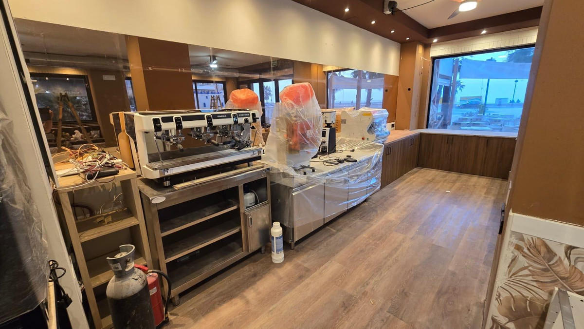 Commercial unit for sale in Los Boliches Costa Del Sol, Málaga, Spain