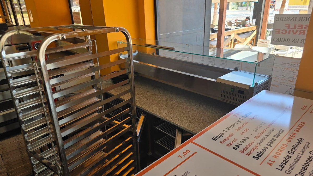 Commercial unit for sale in Los Boliches Costa Del Sol, Málaga, Spain