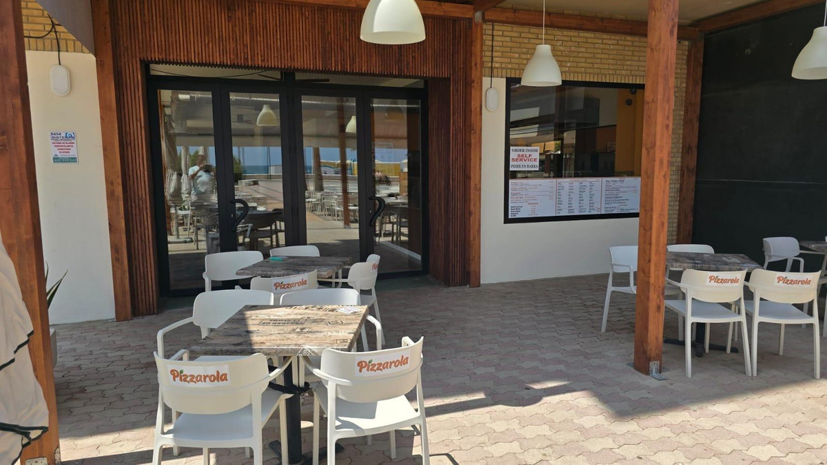 Commercial unit for sale in Los Boliches Costa Del Sol, Málaga, Spain