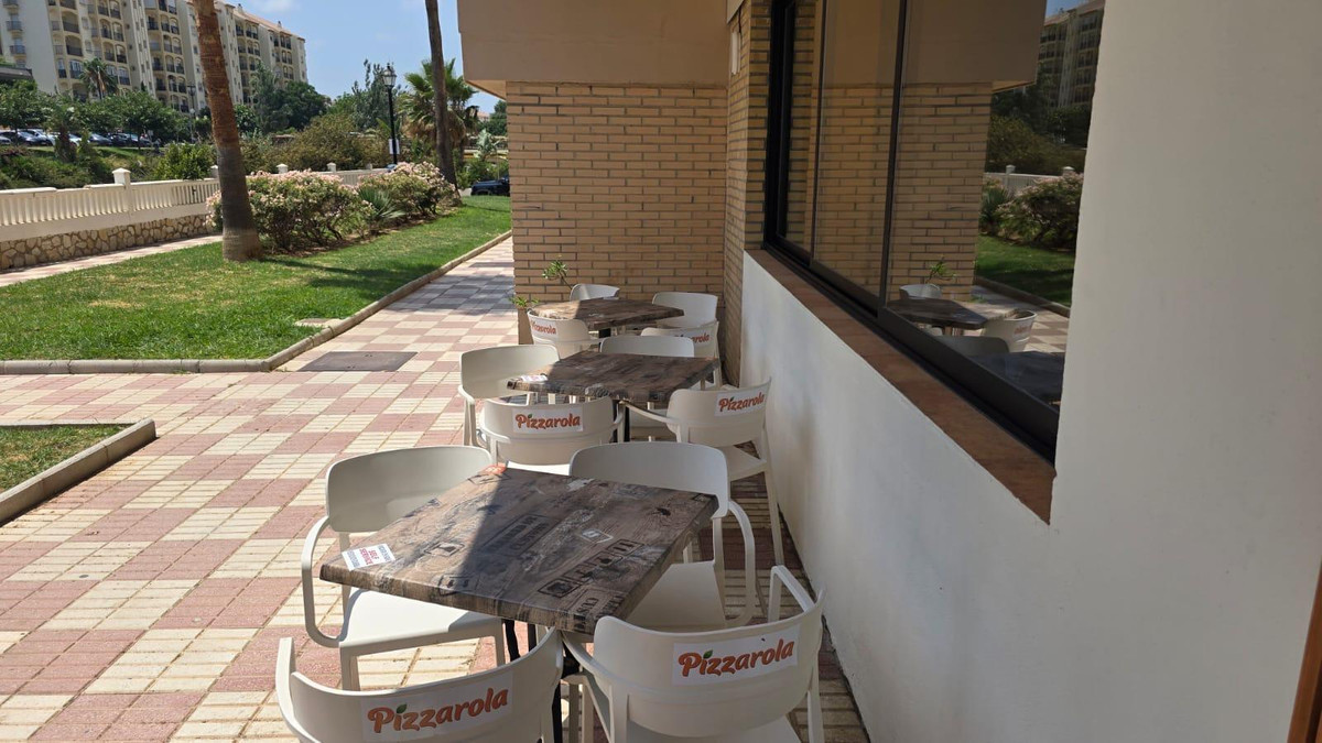 Commercial unit for sale in Los Boliches Costa Del Sol, Málaga, Spain