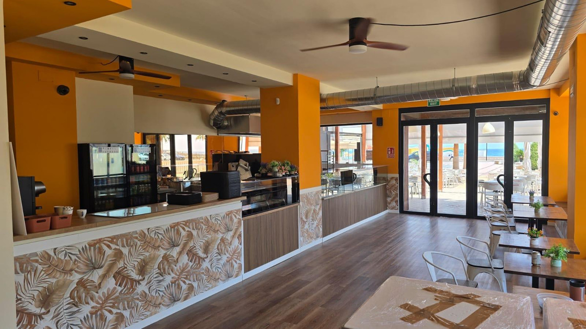 Commercial unit for sale in Los Boliches Costa Del Sol, Málaga, Spain