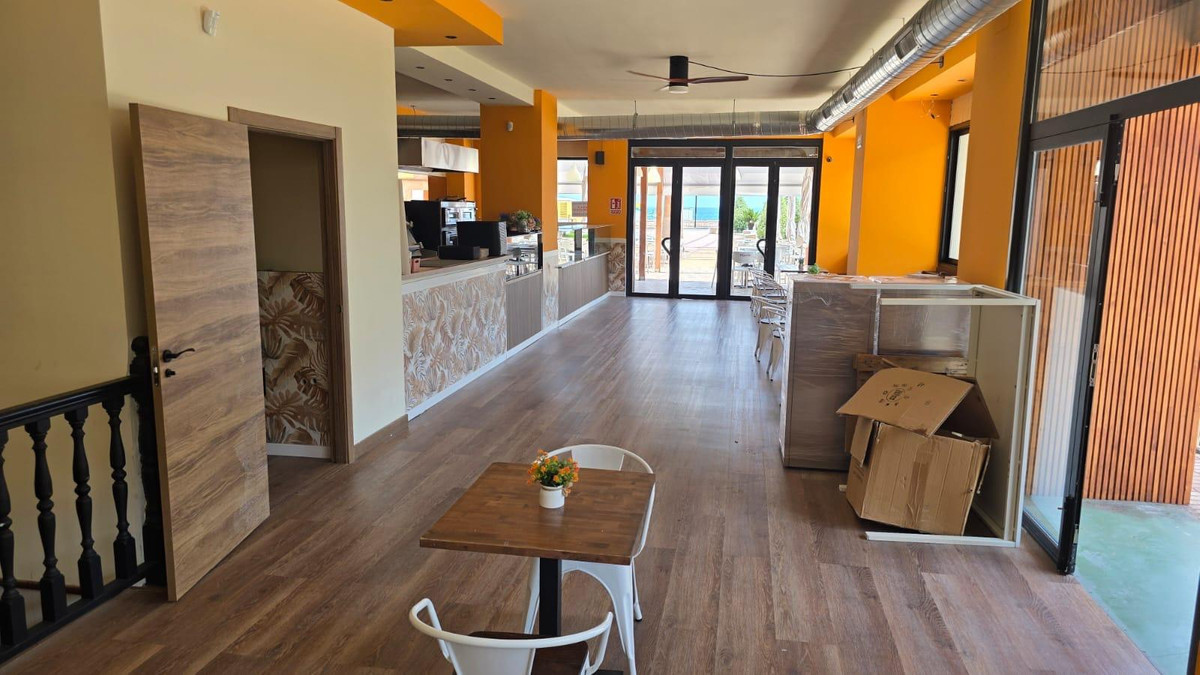 Commercial unit for sale in Los Boliches Costa Del Sol, Málaga, Spain