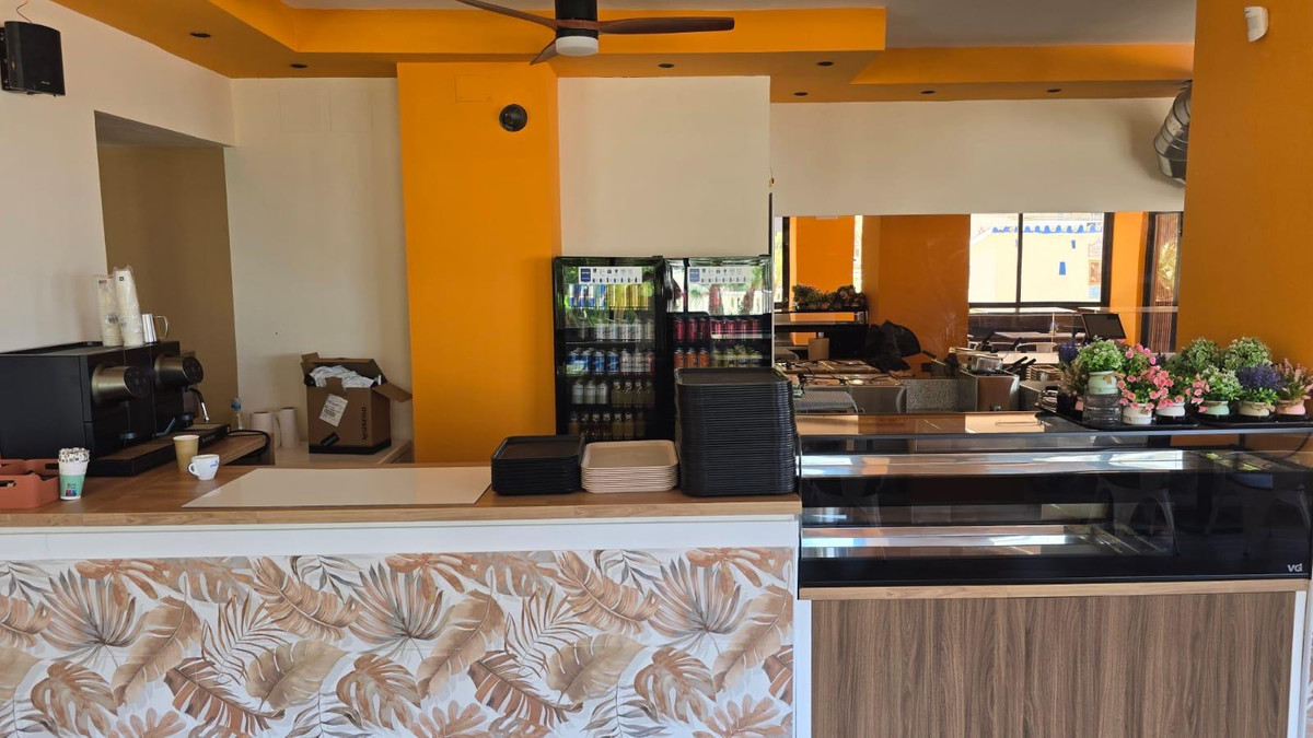 Commercial unit for sale in Los Boliches Costa Del Sol, Málaga, Spain