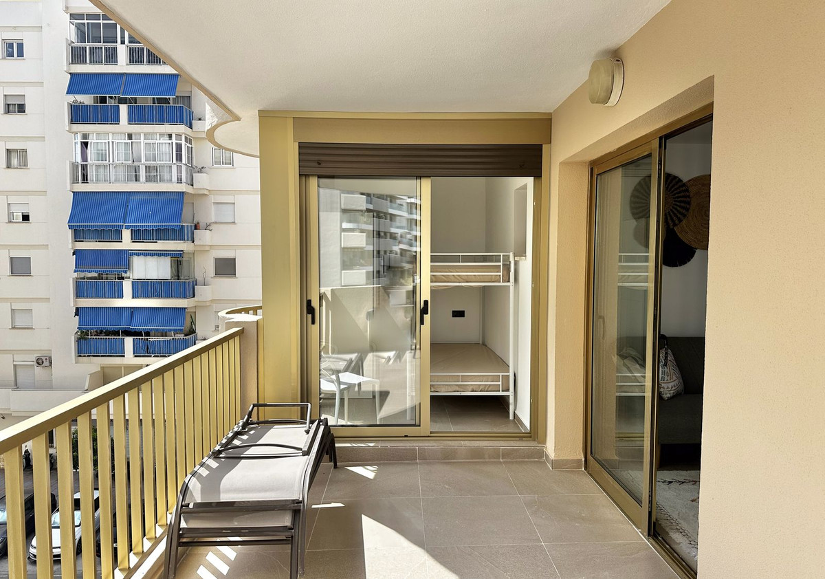 2 Bed Apartment for sale in Fuengirola Costa Del Sol, Málaga, Spain