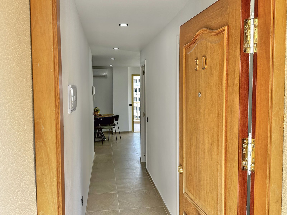 2 Bed Apartment for sale in Fuengirola Costa Del Sol, Málaga, Spain