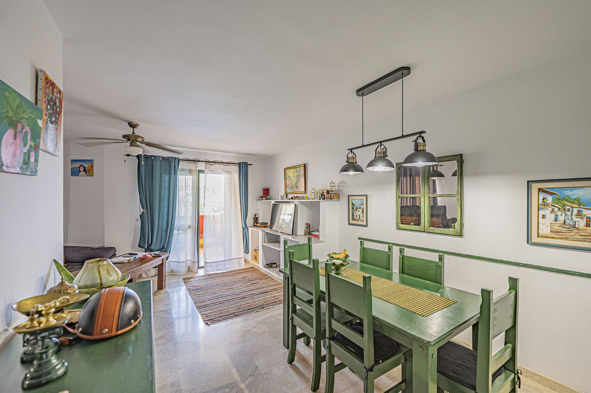2 Bed Apartment for sale in Marbella Costa Del Sol, Málaga, Spain