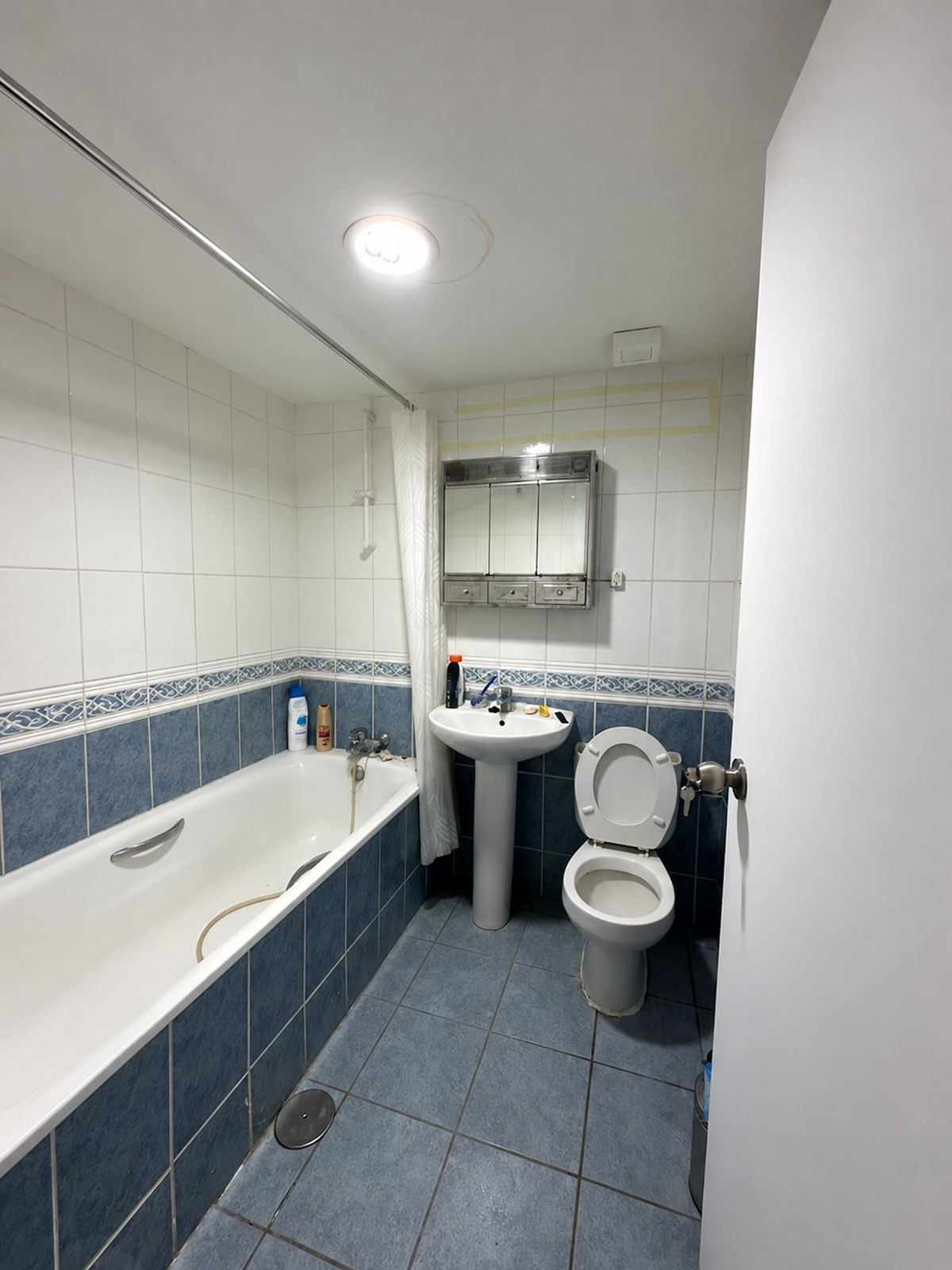 3 Bed Apartment for sale in Calahonda Costa Del Sol, Málaga, Spain