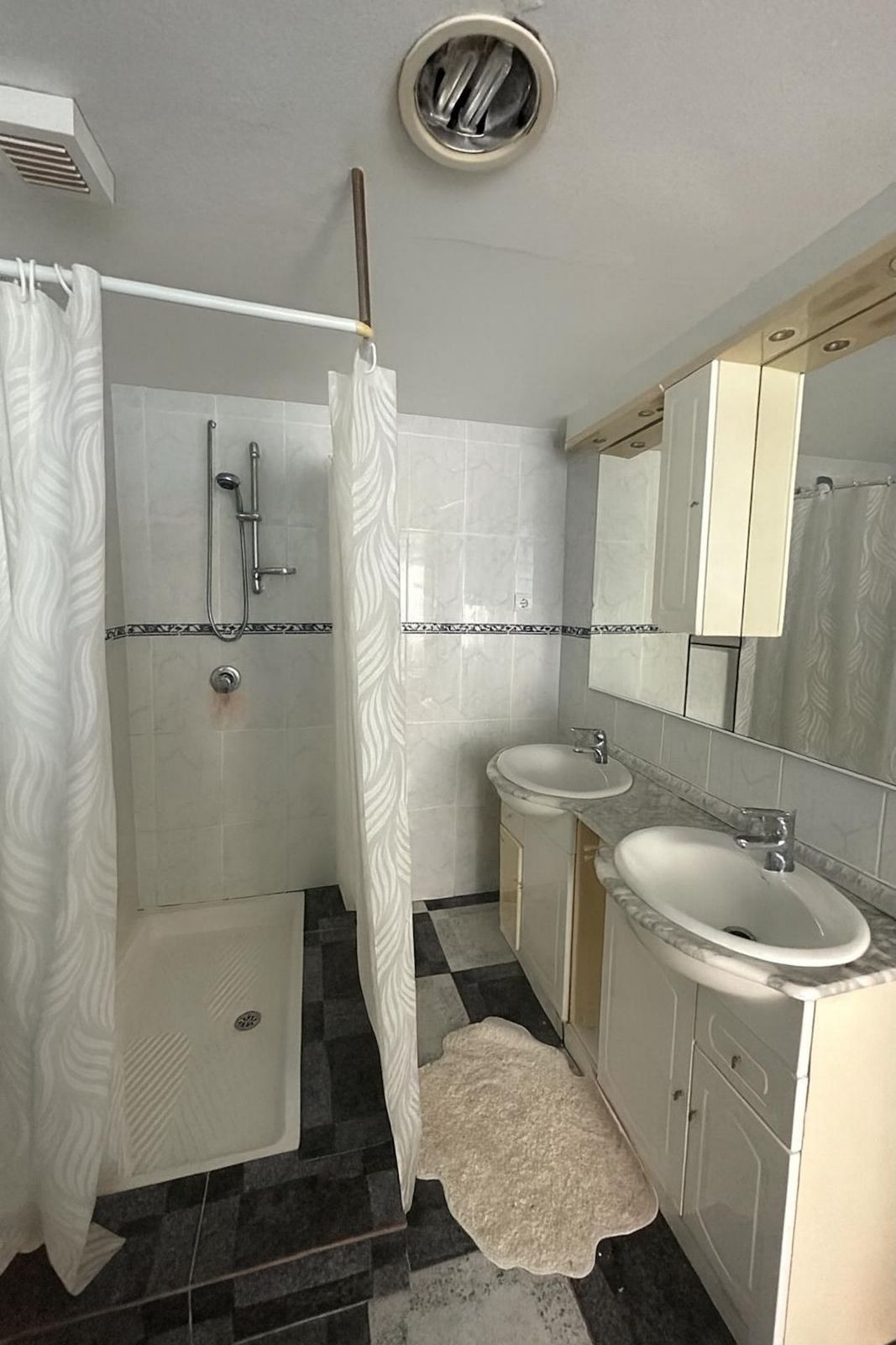 3 Bed Apartment for sale in Calahonda Costa Del Sol, Málaga, Spain