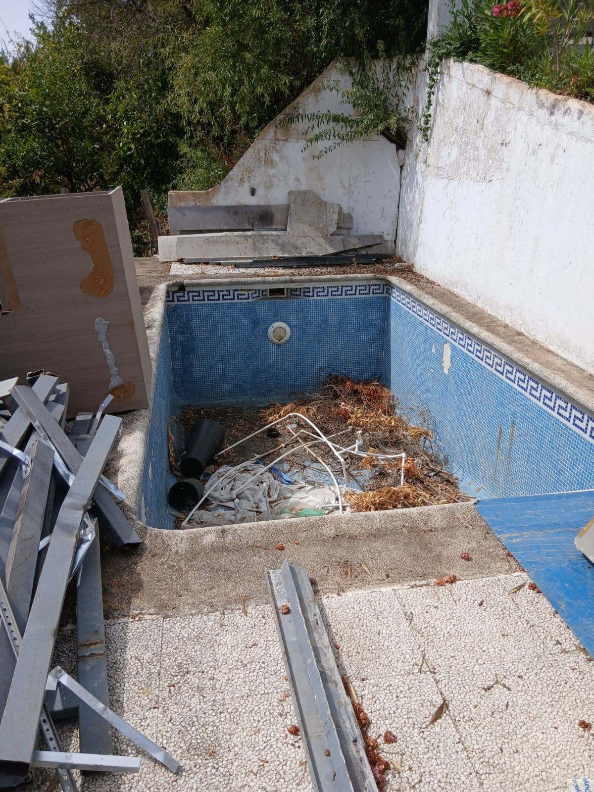 3 Bed Townhouse for sale in Estepona Costa Del Sol, Málaga, Spain