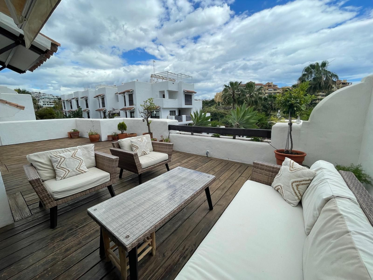 Se vende Apartamento Planta Media de 2 dormitorios en Costa Del Sol, Málaga, España
