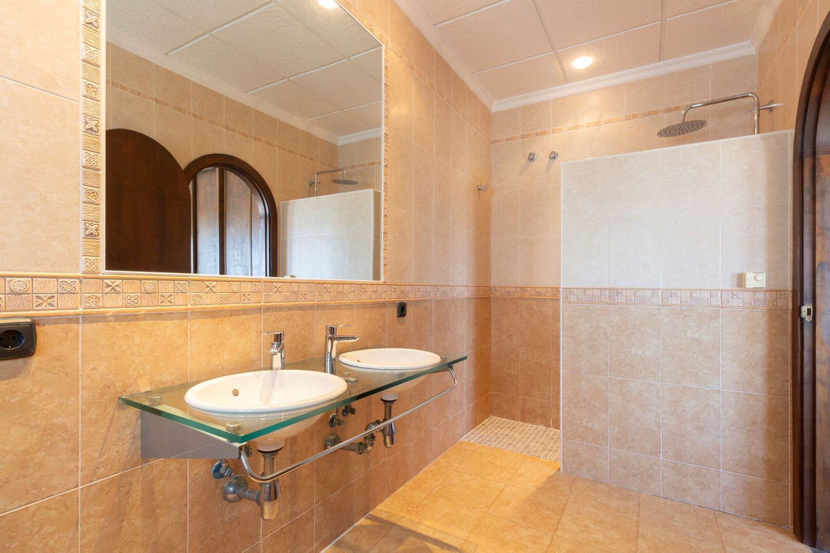 4 Bed Townhouse for sale in Orihuela Costa Costa Blanca, Alicante, Spain