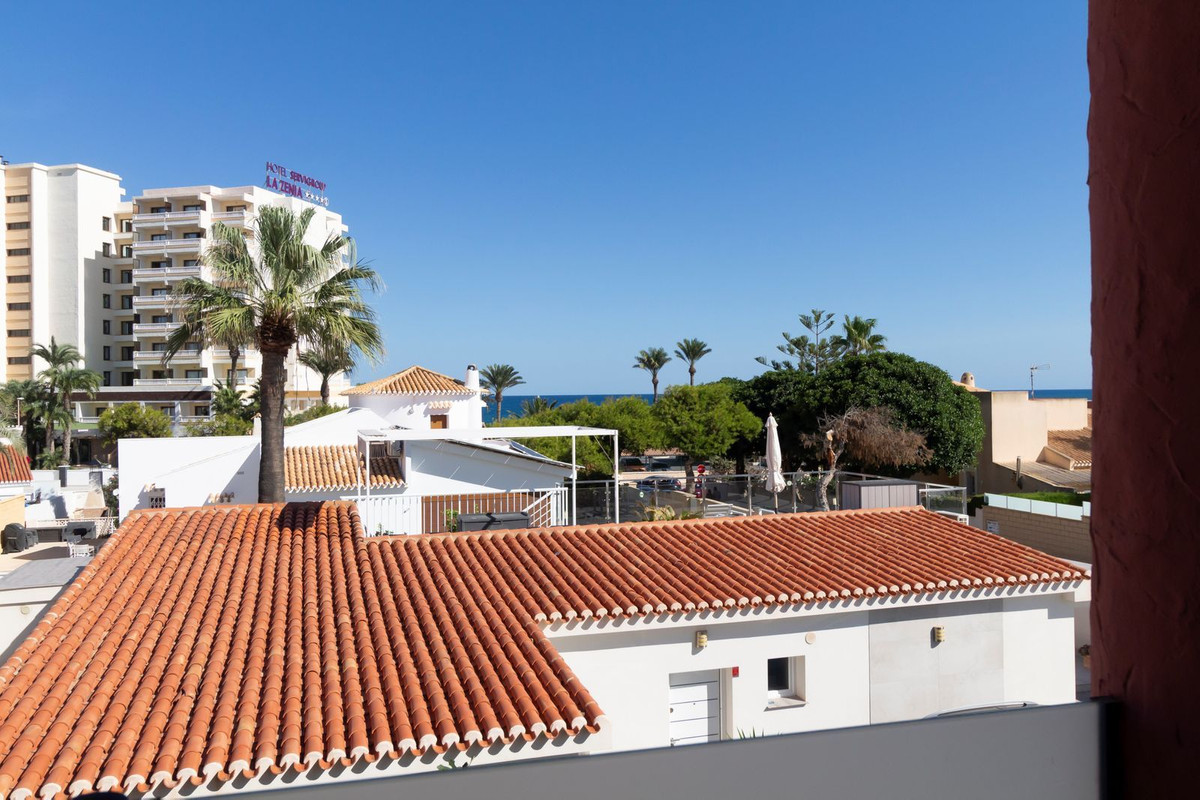 4 Bed Townhouse for sale in Orihuela Costa Costa Blanca, Alicante, Spain